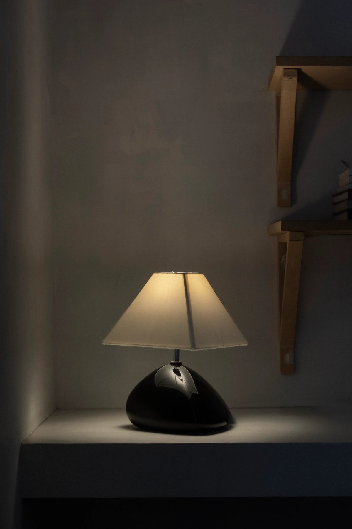 STONE LAMP